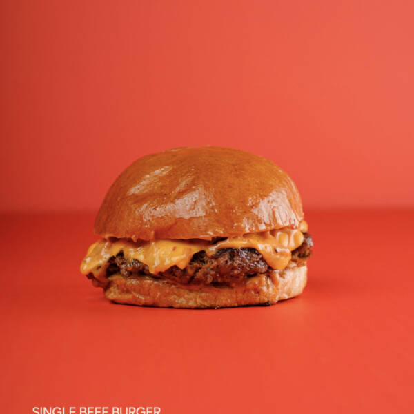 CLASSIC CHEESE BEEF BURGER