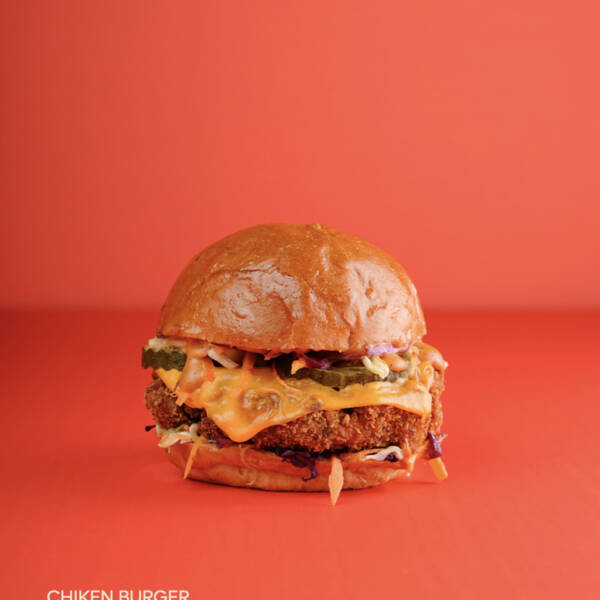 CHICKEN BURGER